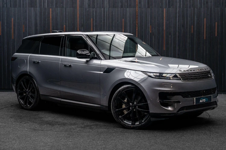 Vehicle Image 5