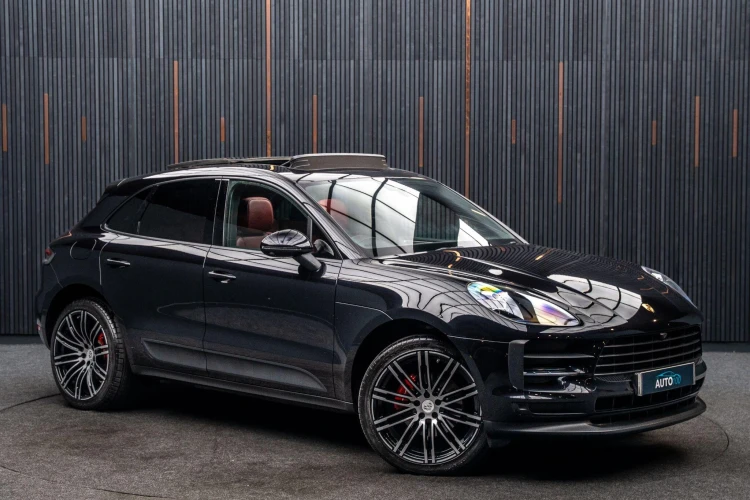 Vehicle Image 15