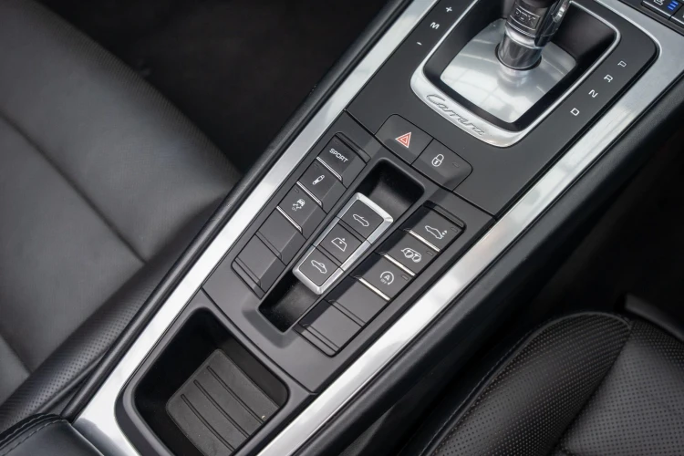 Vehicle Image 33