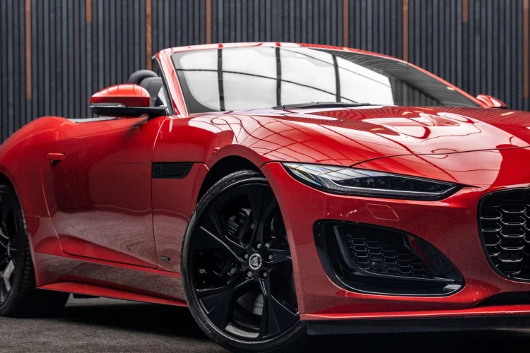 Vehicle Image 15