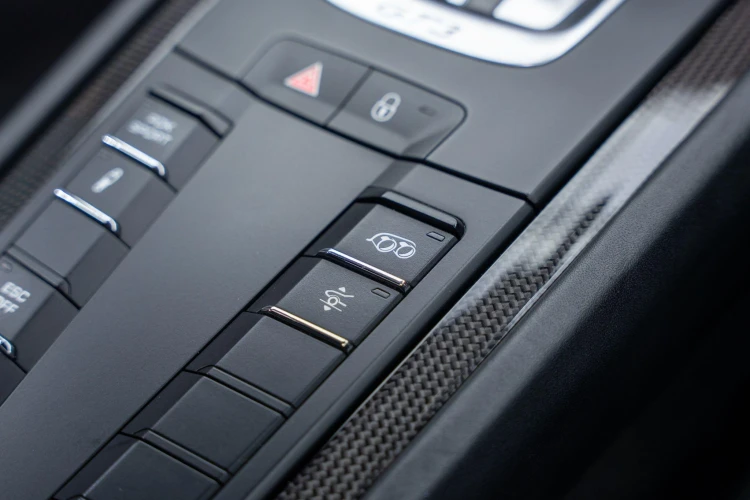 Vehicle Image 35