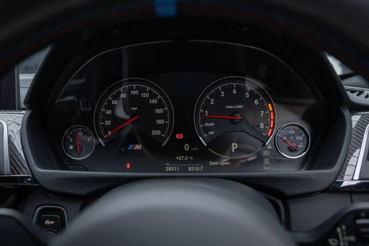 Vehicle Image 30