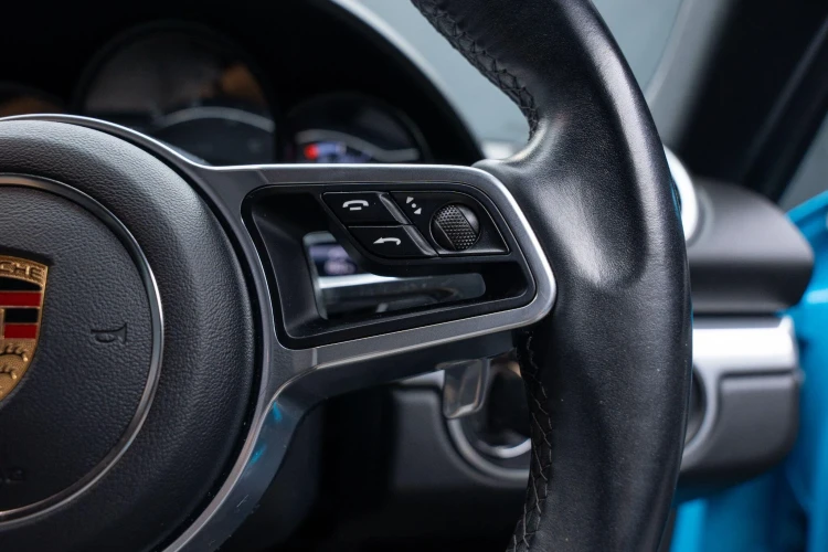 Vehicle Image 20