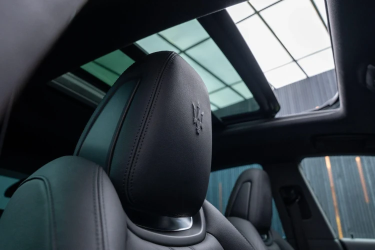 Vehicle Image 37