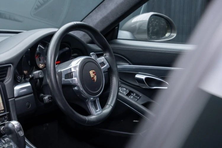 Vehicle Image 37