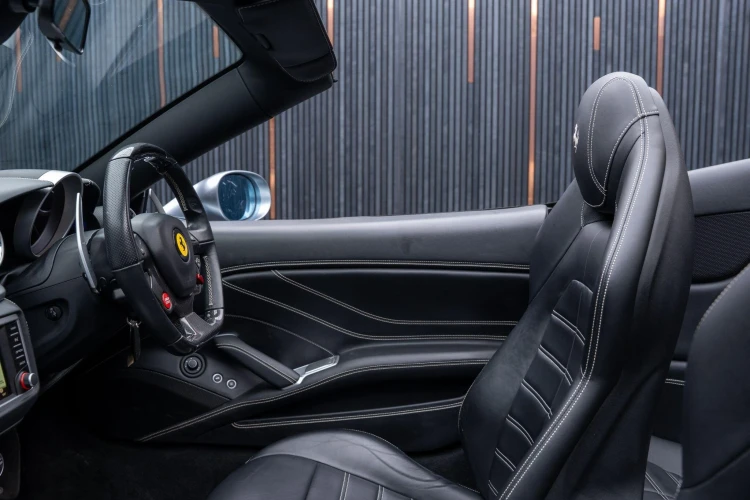 Vehicle Image 40