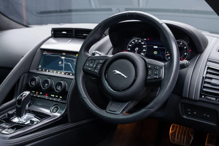 Vehicle Image 36