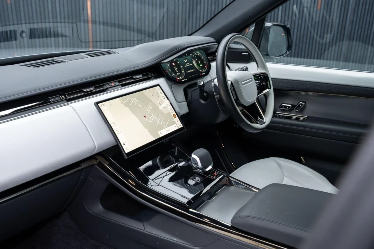 Vehicle Image 33