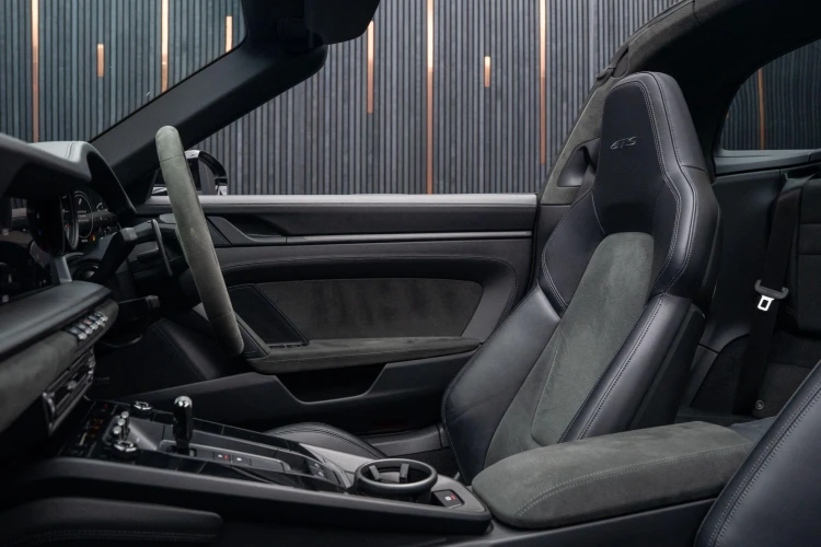 Vehicle Image 39