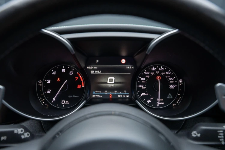 Vehicle Image 35