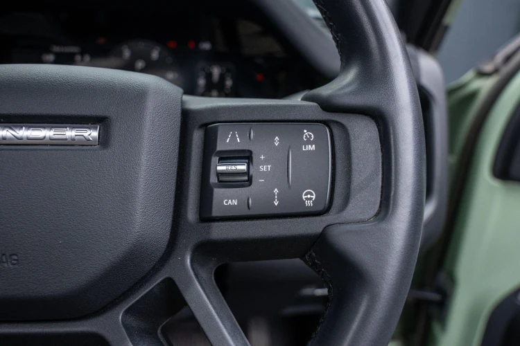 Vehicle Image 18