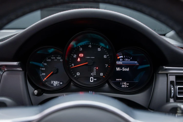 Vehicle Image 30