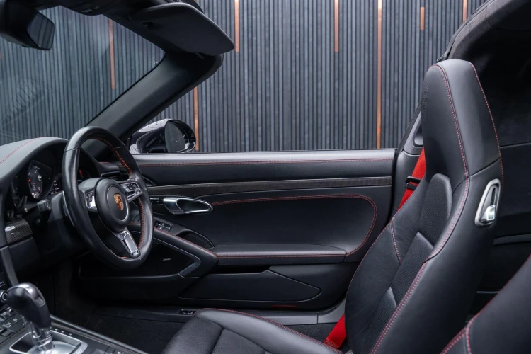 Vehicle Image 40