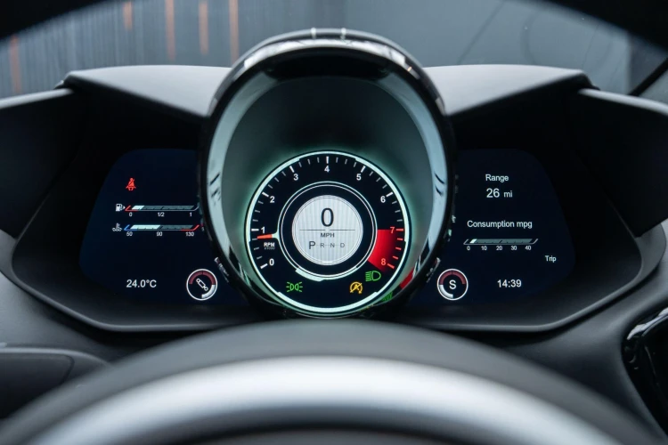Vehicle Image 30