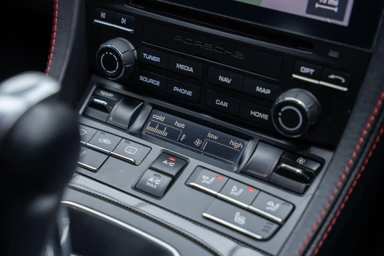 Vehicle Image 22