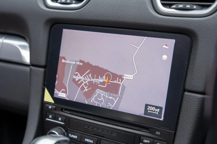 Vehicle Image 6
