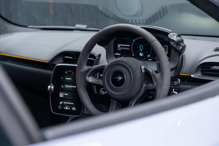 Vehicle Image 31