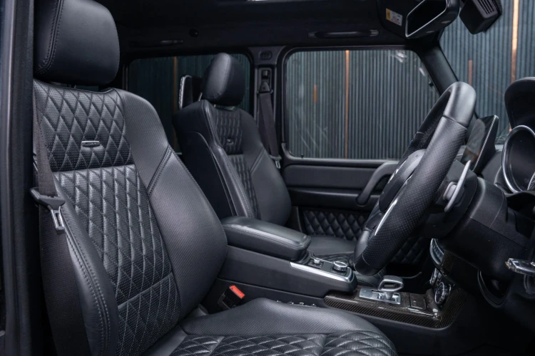 Vehicle Image 12