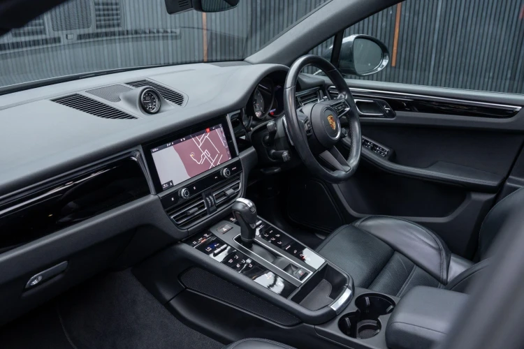 Vehicle Image 41