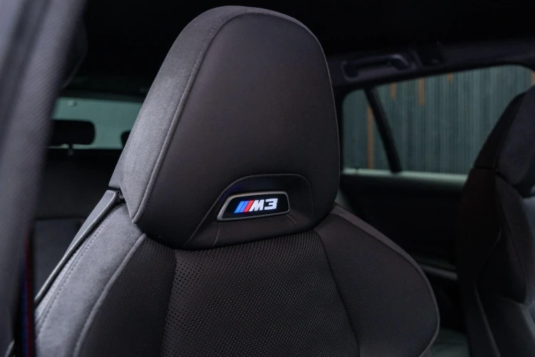 Vehicle Image 38