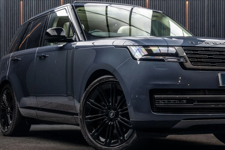 Vehicle Image 7