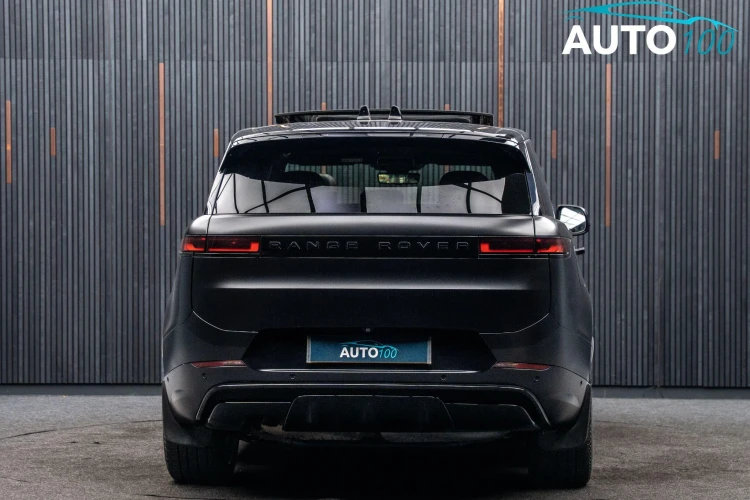 Vehicle Image 9