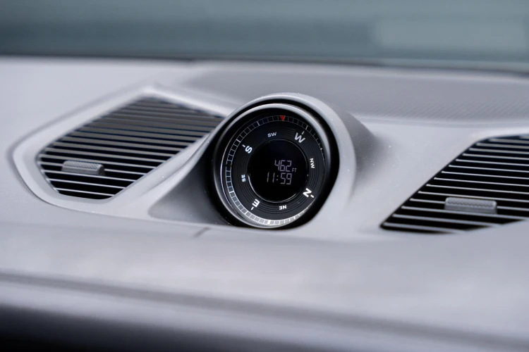 Vehicle Image 8