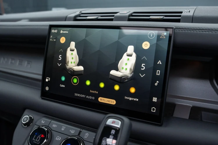 Vehicle Image 6