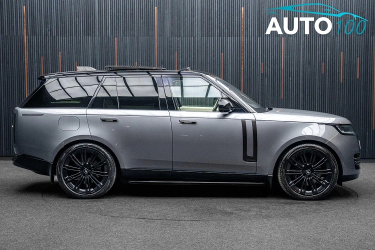 Vehicle Image 11
