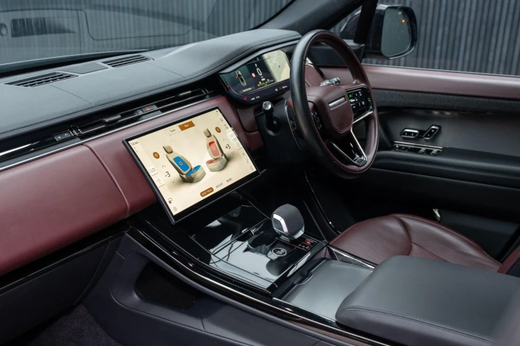 Vehicle Image 5