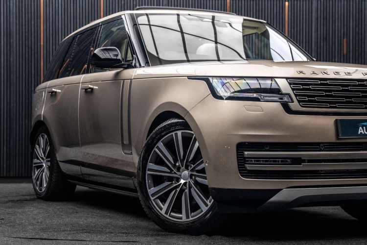 Vehicle Image 7