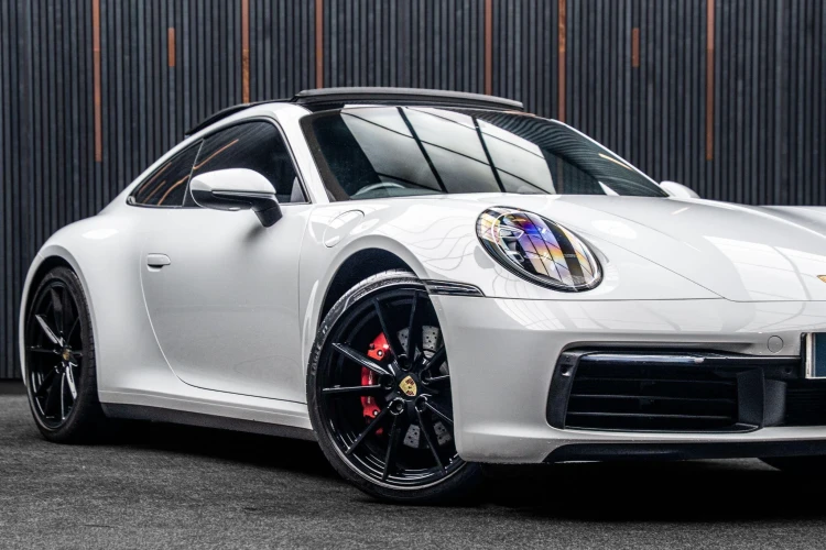 Vehicle Image 7