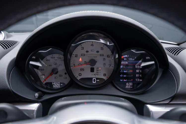 Vehicle Image 30