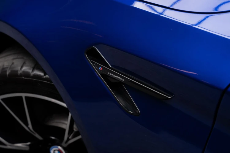 Vehicle Image 31