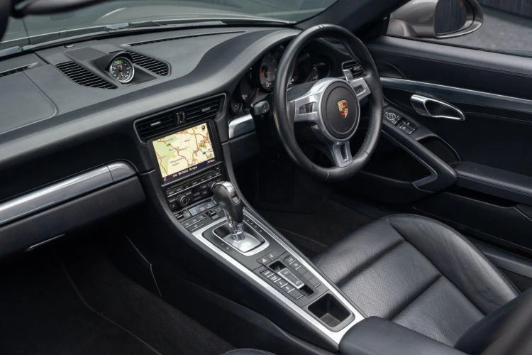 Vehicle Image 37