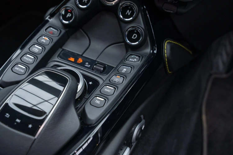 Vehicle Image 30