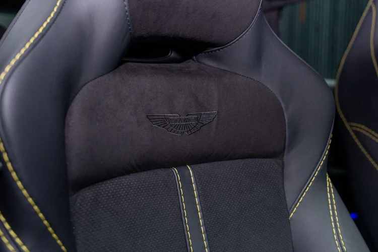 Vehicle Image 27