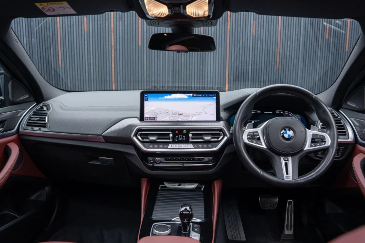 Vehicle Image 7