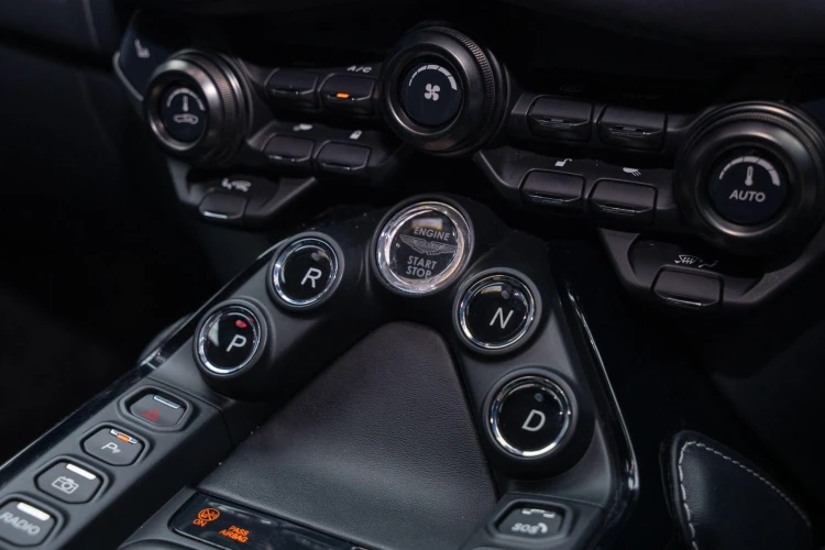 Vehicle Image 26