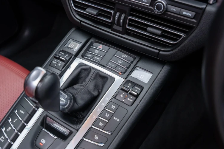 Vehicle Image 31