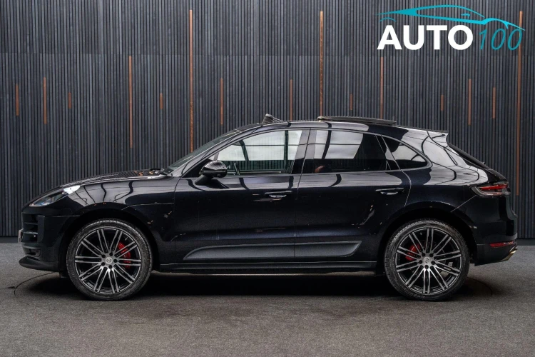 Vehicle Image 9