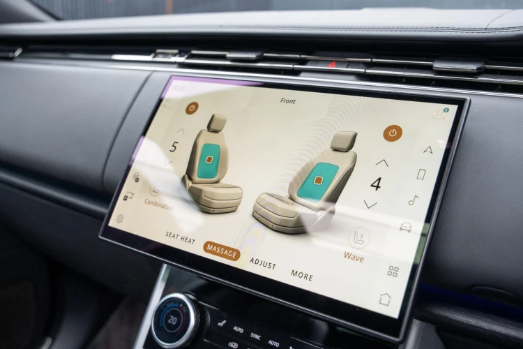 Vehicle Image 7