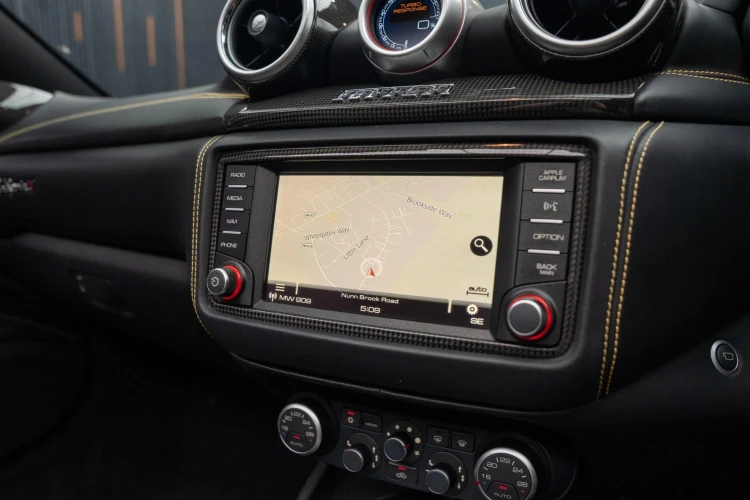 Vehicle Image 33