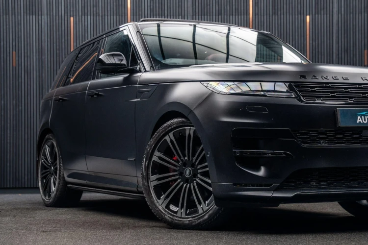 Vehicle Image 15