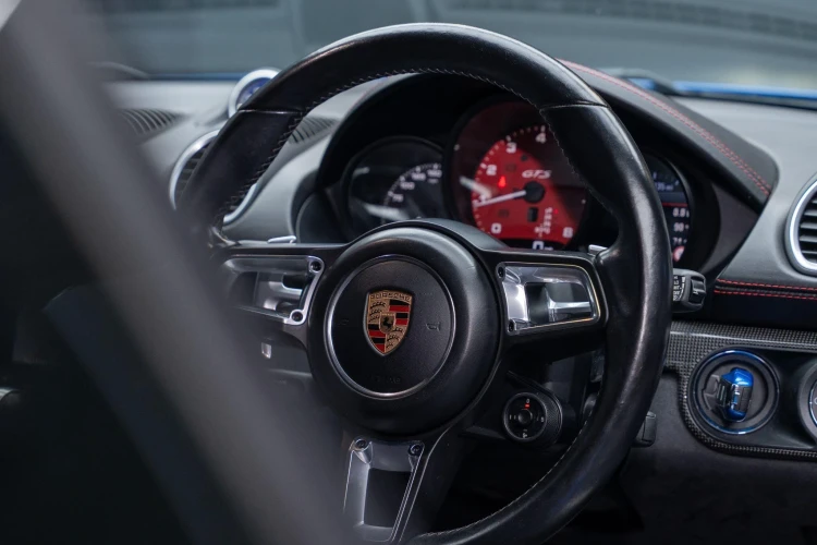 Vehicle Image 36