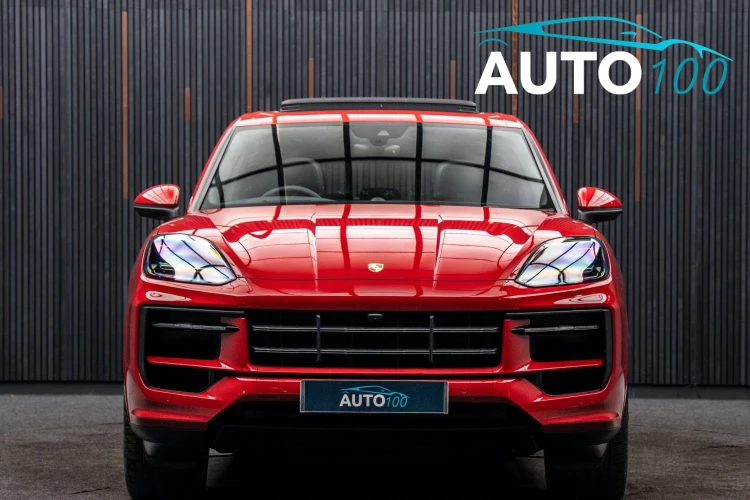 Vehicle Image 11