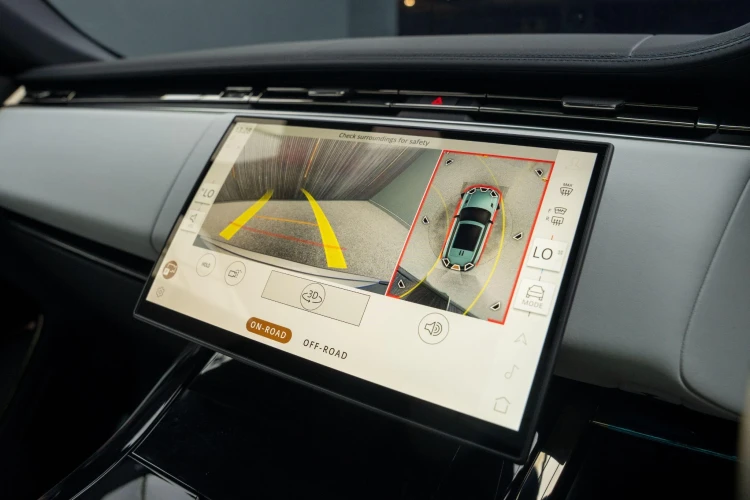 Vehicle Image 6