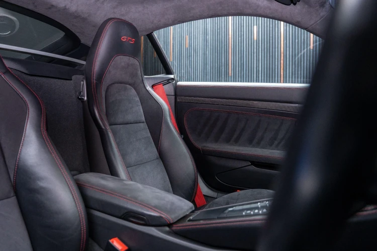 Vehicle Image 39