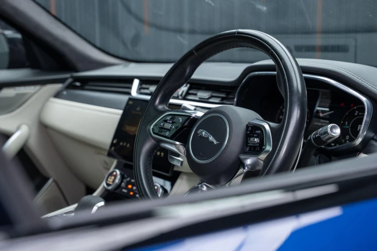 Vehicle Image 20