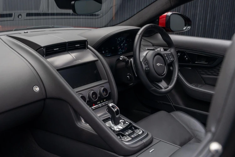 Vehicle Image 39
